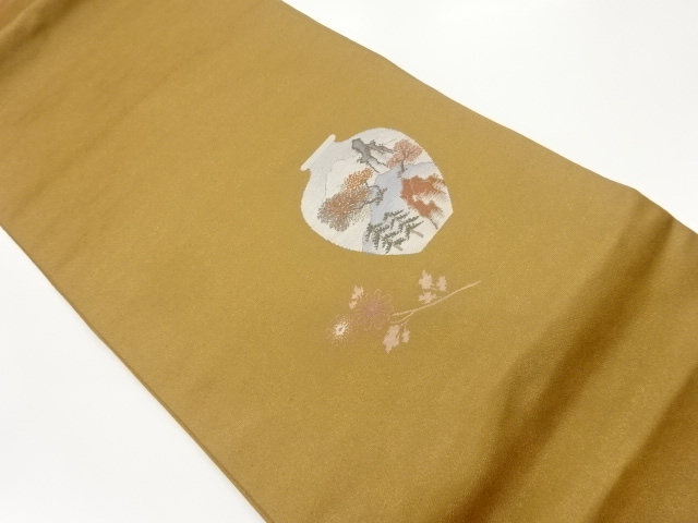 壺に遠山・木々・菊模様織出し名古屋帯